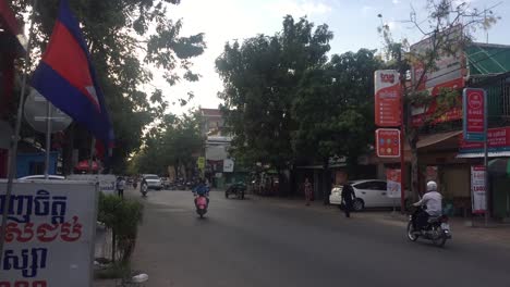 Alltagsverkehr-In-Phnom-Penh,-Kambodscha