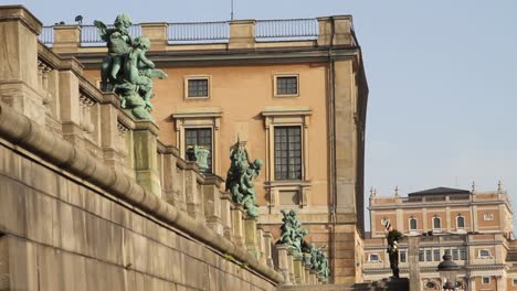 Stockholms-Königspalast-Und-Wachablösung-Mit-Parade