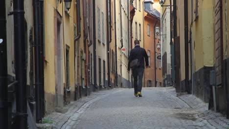 Stockholm's-Scenic-Old-Town-Filled-With-Culture-And-Wonderful-Architecture