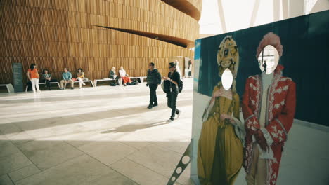 Oslo-Opera-House-and-it’s-beautiful-modern-architecture-is-the-national-opera-theatre-in-Norway,-home-of-the-Norwegian-national-opera-and-ballet