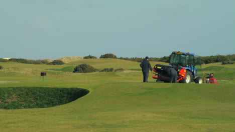 Maintenance-work-at-St-Andrews-link-golf-course-at-Fife,-Scotland