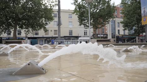 Slow-motion-fountain-in-bristol-on-a-stunning-day