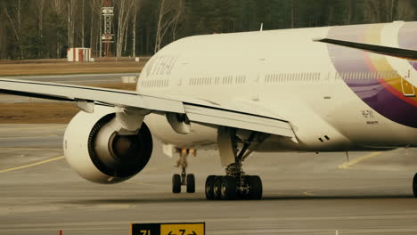 Thai-Boeing777-Slowly-Heading-for-Taxiway-of-Malaga-Airport