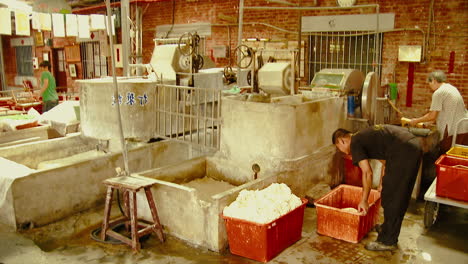 Historische-Papiermacherwerkstatt-In-China,-Arbeitsplätze,-Medium