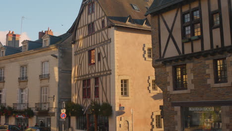 Traditional-Timber-Framing-Architectures-In-The-Historic-Town-Of-La-Doutre-In-Angers,-France