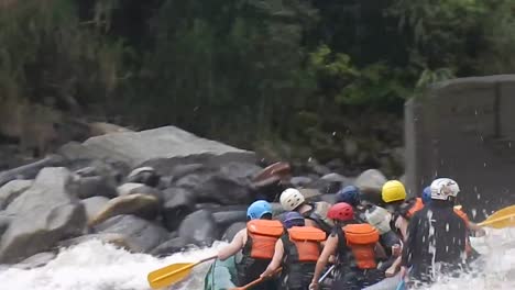 Big-Waterfall-In-Ecuador-Called-Pailon-Del-Diablo,-Baños