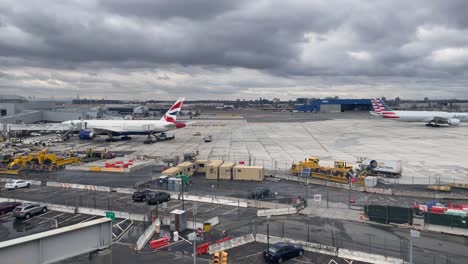 SLOW-MOTION-SHOT-OF-jfk-airport-in-manhattan-in-distant-view-on-a-cloudy-and-cold-day