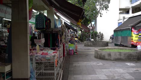 Point-of-view-of-the-peaceful-Morning-scene-of-local-neighbourhood-stores-in-Whampoa,-Singapore