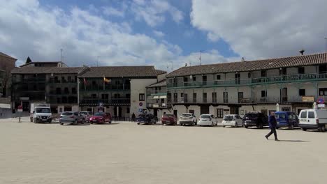 Plaza-Principal-Del-Pueblo-De-Chinchón