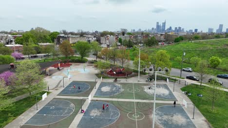 Basketball-courts-in-an-urban-neighborhood