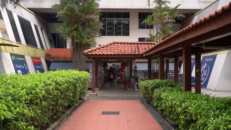 Fontal-view-of-the-entrance-of-the-local-Fairprice-supermarket-that-operates-24-hours-in-Whampoa,-Singapore