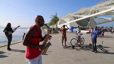 Street-band-at-Praca-Maua,-at-sunset,-in-the-center-of-Rio-de-Janeiro,-Brazil