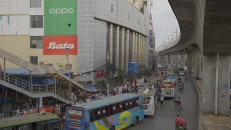 Una-Calle-Concurrida-De-La-Ciudad-De-Dhaka-Ubicada-En-El-Círculo-Mirpur-10--Atasco-De-Tráfico-De-La-Ciudad-De-Dhaka-material-De-Archivo-De-Alta-Calidad-4k-capital-De-Bangladesh