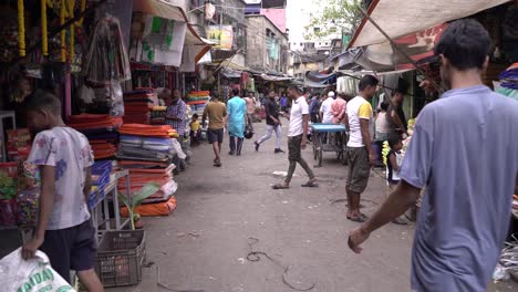 Stock-footage-of-Indian-market