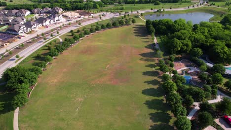 Imágenes-Aéreas-De-Central-Park-En-Union-Park-En-Aubrey,-Texas