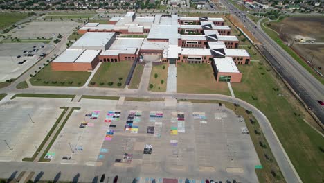 Luftaufnahmen-Der-Ray-Braswell-High-School-In-Aubrey,-Texas