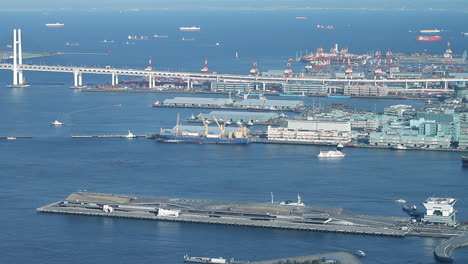 Yokohama-Port-from-Yokohama-Landmark-Tower,-Japan