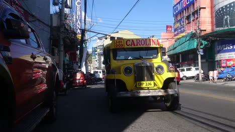 Jeepney-De-Filipinas,-Transporte-único-De-Filipinos.