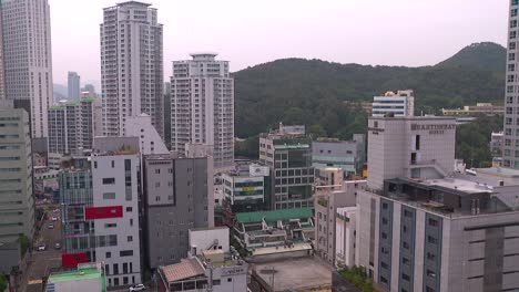 Tall-apartment-buildings-in-the-Haeundae-district