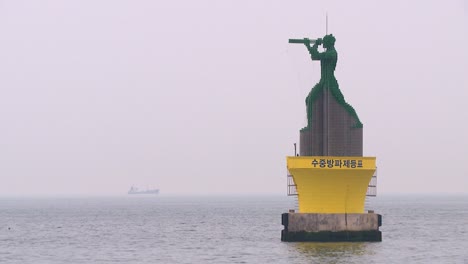 Shot-of-the-Sea-of-Japan-from-Haeundae-Beach,-Busan,-South-Korea