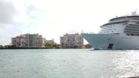 Cruise-Ship---Drone-Aerial---Miami,-Florida