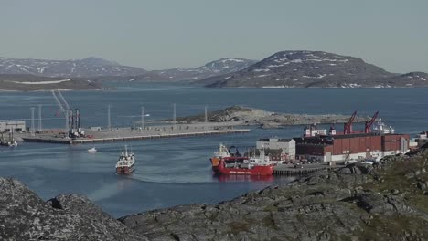 Vista-Panorámica-Del-Puerto-Y-El-Puerto-De-Nuuk-En-Groenlandia.