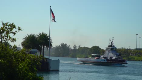 Fisher-Island---Fähre---Miami,-Florida