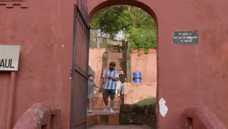 Diverse-tourists-in-Malacca-seen-embracing-cultural-richness,medium-shot