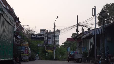 Leere-Straße-In-Südostasien
