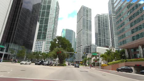 Miami---Fort-Lauderdale---95---Car-Mount-Drive