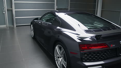 Audi-R8-V10-Performance-Carbon-Side-Blade-And-Body-colored-Door-Handle-With-Rear-Wing-Spoiler