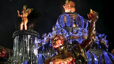 Coche-Del-Desfile-De-Carnaval-En-Río-De-Janeiro,-Brasil.