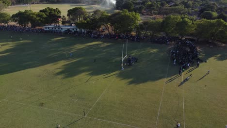 Ein-Schul-Rugbyspiel-Per-Drohne-In-Bulawayo,-Simbabwe