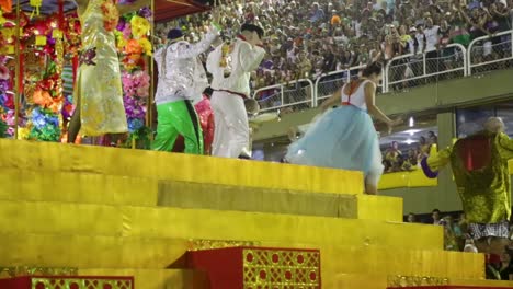 Carnaval-main-parade-cars-in-Rio-de-Janeiro,-Brazil