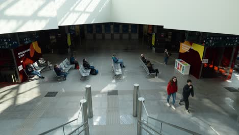 People-Waiting-On-The-Lobby-At-The-Bus-Train-Hub-Station-In-Namur,-Belgium