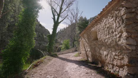 Mittelmeer-Naturschutzgebiet-Der-Schlucht-Der-Mühlen