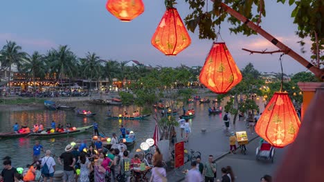 Beautiful-time-lapse-at-Hoi-An,-Vietnam,-slowly-turning-into-Night