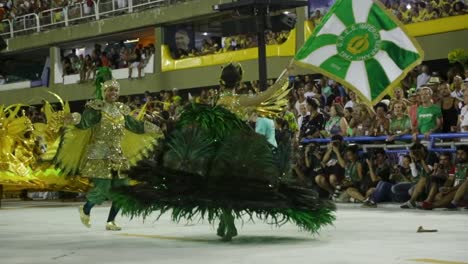 Haupttänzer-Des-Karnevals-In-Rio-De-Janeiro,-Brasilien