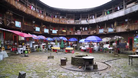 Tripod-shot-of-the-inside-of-a-Tulou-in-Fujian-province