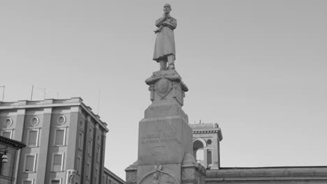 Aurelio-Saffi-Statue-On-Forli-Main-Square-In-Italy---black-and-white