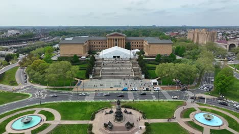 Aerial-shot-of-Fairmount-Park-statues-and-fountains-in-front-of-famous-steps-of-Philadelphia-Museum-of-Art