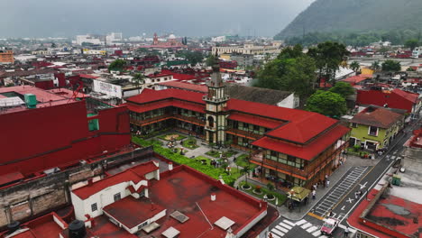 Drone-shot-toward-the-Iron-Palace,-overcast-day-in-Orizaba,-Veracruz,-Mexico