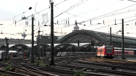 Regional-Train-Seen-Arriving-At-Cologne-Central-Station-Viewed-From-Heinrich-Boll-Platz
