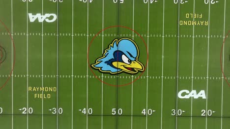 Top-down-rising-aerial-shot-of-Raymond-Field-at-University-of-Delaware