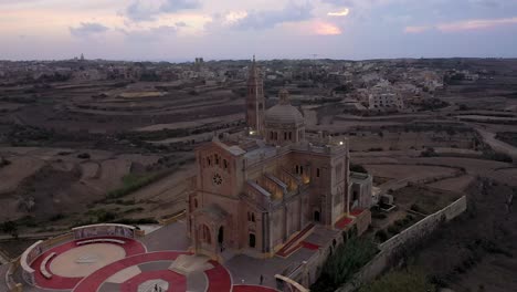 Luftaufnahme-Der-Landschaft-Der-Kirche-In-Malta