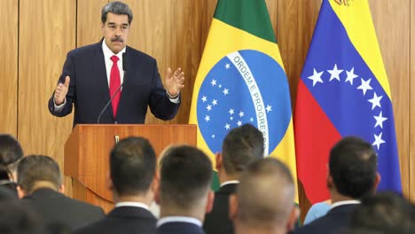 Venezuelan-President-Nicolas-Maduro-delivers-a-speech-in-Brasilia,-Brazil