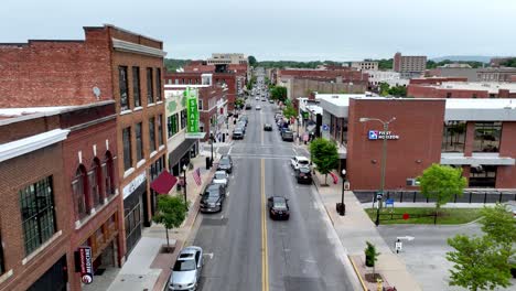 low-aerial-down-bristol-tennessee,-virginia-street