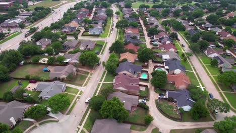Aerial-footage-of-neighborhood-in-Flower-Mound-Texas-near-Hamlet-Ln