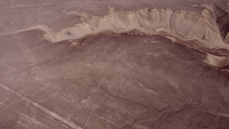 Antike-Geoglyphe,-Die-Einen-Kolibri-Darstellt