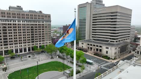 Downtown-Wilmington,-Delaware-aerial-establishing-shot